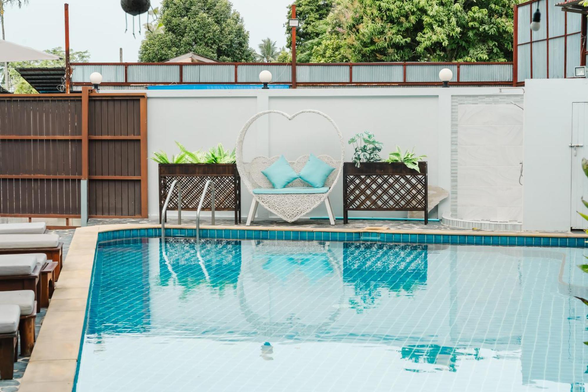 Saiyuan Residence Phuket Rawai Exterior photo